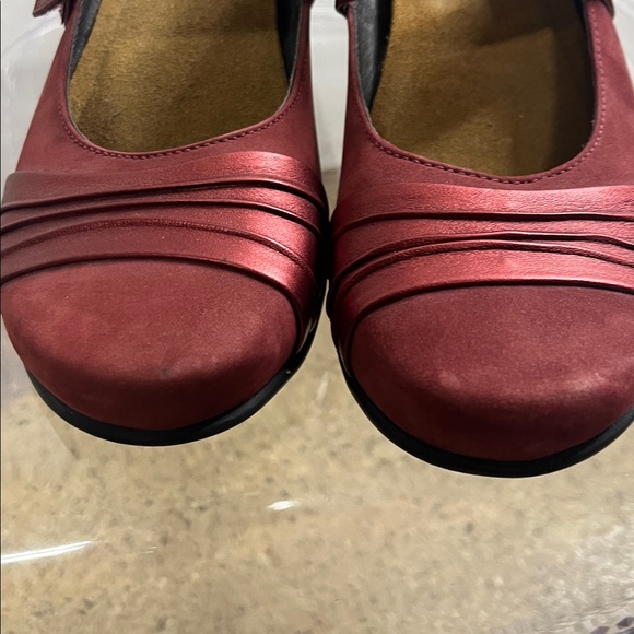 Naot Women's Red Heels - Picture 3 of 7